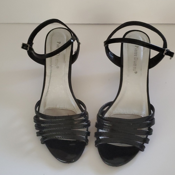 Strappy heels - Picture 1 of 3